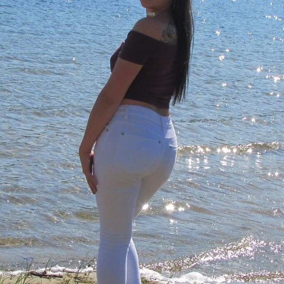 Dark Mauve/plum off the shoulder crop top - Picture 2 of 6